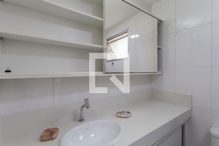 Apartamento à venda com 61m², 2 quartos e 1 vaga Apartamento à venda com 61m², 2 quartos e 1 vagaBanheiro