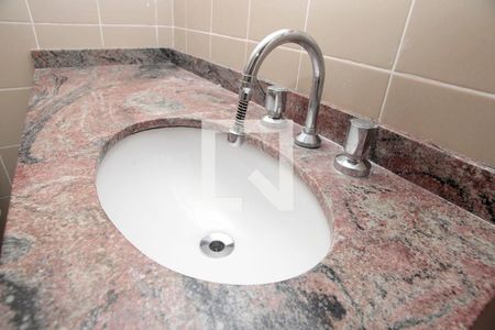 Apartamento à venda com 99m², 3 quartos e sem vagaBanheiro Quarto 1 Suíte