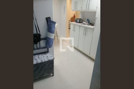 Apartamento à venda com 71m², 2 quartos e 1 vagaCozinha