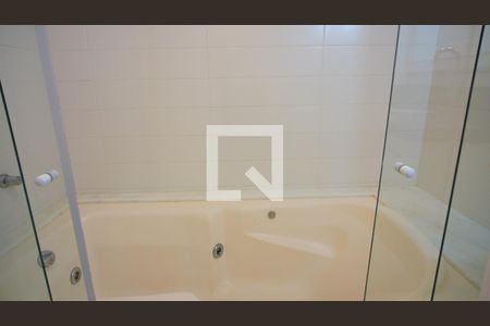 Casa de condomínio para alugar com 120m², 3 quartos e 1 vagaBanheiro Corredor