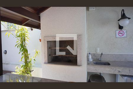 Casa de condomínio para alugar com 120m², 3 quartos e 1 vagaÁrea comum - Churrasqueira