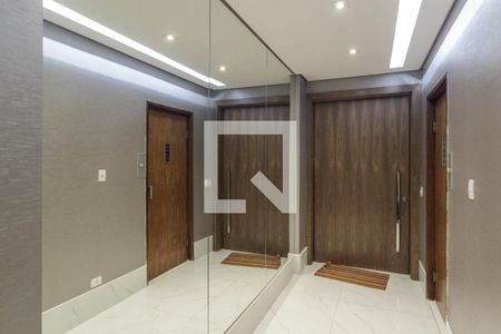 Apartamento à venda com 148m², 3 quartos e 1 vagaHall de Elevador