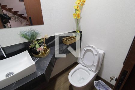 Casa para alugar com 260m², 4 quartos e 3 vagasBanheiro