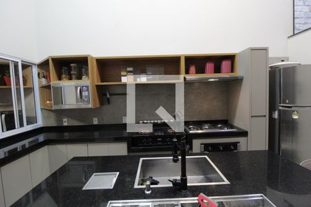 Casa para alugar com 260m², 4 quartos e 3 vagasCozinha