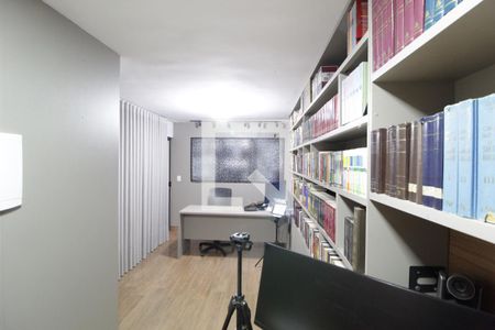 Casa para alugar com 260m², 4 quartos e 3 vagasEscritório