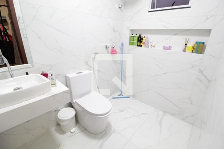 Casa para alugar com 260m², 4 quartos e 3 vagasBanheiro da Suíte 2