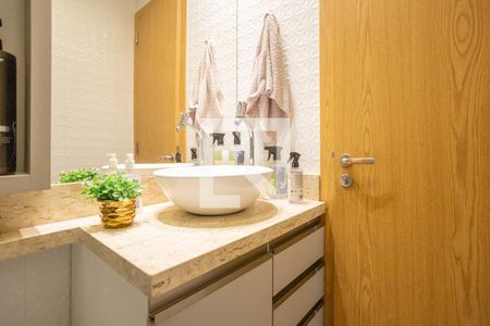 Apartamento à venda com 68m², 3 quartos e 1 vaga Apartamento à venda com 68m², 3 quartos e 1 vagaBanheiro