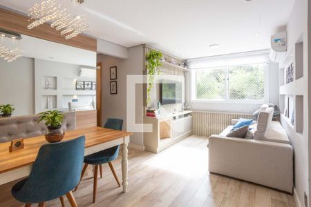 Sala de apartamento à venda com 3 quartos, 68m² em Jardim Carvalho, Porto Alegre