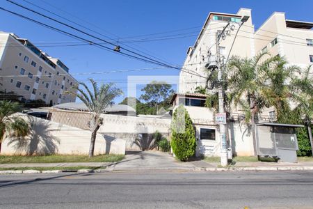 Apartamento à venda com 78m², 2 quartos e 1 vaga Apartamento à venda com 78m², 2 quartos e 1 vagaFachada