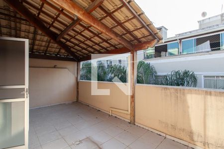 Apartamento à venda com 78m², 2 quartos e 1 vaga Apartamento à venda com 78m², 2 quartos e 1 vagaCobertura
