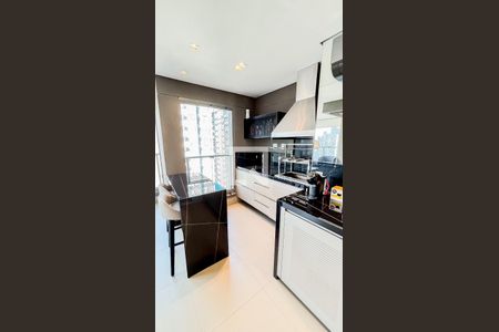 Apartamento à venda com 153m², 2 quartos e 3 vagasVaranda Gourmet