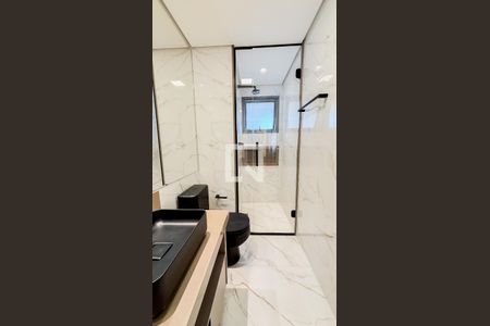 Apartamento à venda com 153m², 2 quartos e 3 vagasBanheiro