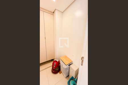 Apartamento à venda com 153m², 2 quartos e 3 vagasÁrea de Serviço - Dispensa