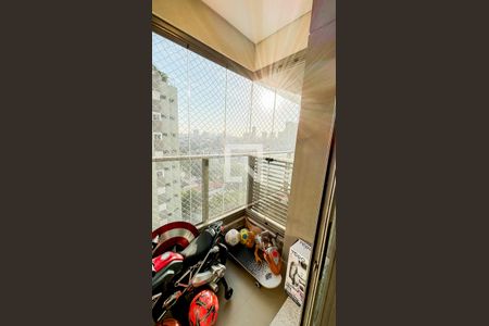 Apartamento à venda com 153m², 2 quartos e 3 vagasVaranda Suíte 2