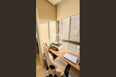 Apartamento à venda com 153m², 2 quartos e 3 vagasÁrea de Serviço - Escritório