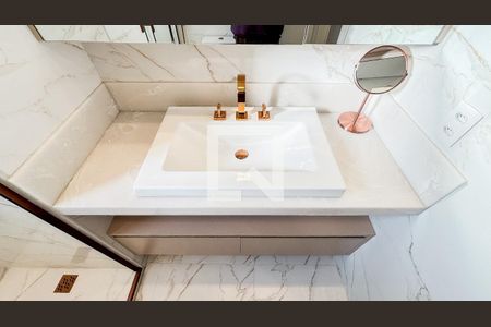 Apartamento à venda com 153m², 2 quartos e 3 vagasBanheiro da Suíte 1