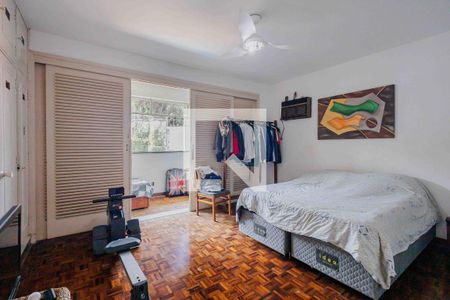 Casa à venda com 690m², 4 quartos e 5 vagasQuarto 2