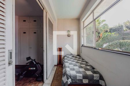 Casa à venda com 690m², 4 quartos e 5 vagasQuarto 2