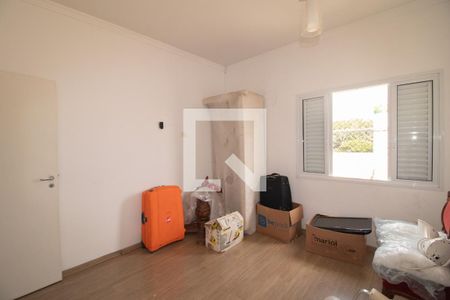 Casa à venda com 287m², 3 quartos e 2 vagasQuarto 2 suite