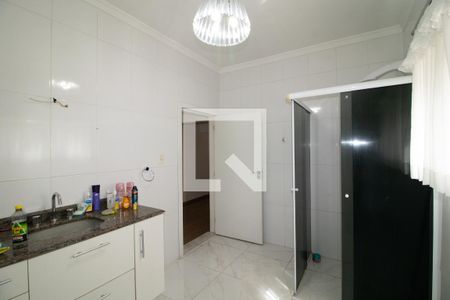 Casa à venda com 287m², 3 quartos e 2 vagasBanheiro