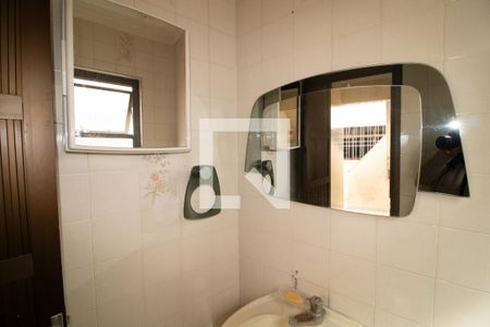 Casa à venda com 287m², 3 quartos e 2 vagasBanheiro da área de serviço