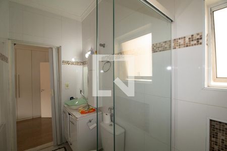 Casa à venda com 287m², 3 quartos e 2 vagasBanheiro sute 1