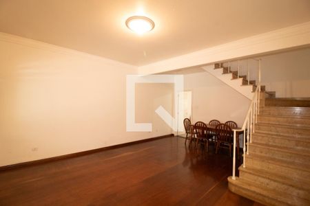 Casa à venda com 287m², 3 quartos e 2 vagasSala