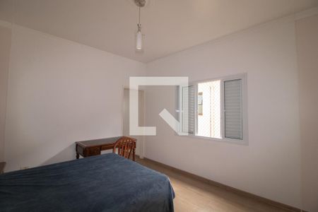 Casa à venda com 287m², 3 quartos e 2 vagasQuarto 3