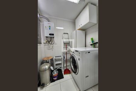 Apartamento à venda com 84m², 3 quartos e 2 vagas Apartamento à venda com 84m², 3 quartos e 2 vagasÁrea de Serviço