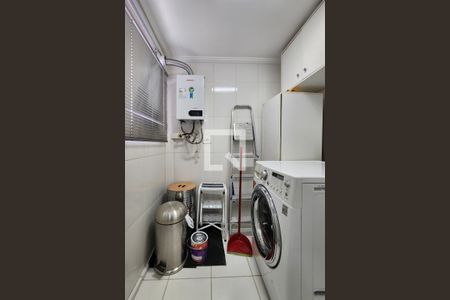 Apartamento à venda com 84m², 3 quartos e 2 vagas Apartamento à venda com 84m², 3 quartos e 2 vagasÁrea de Serviço