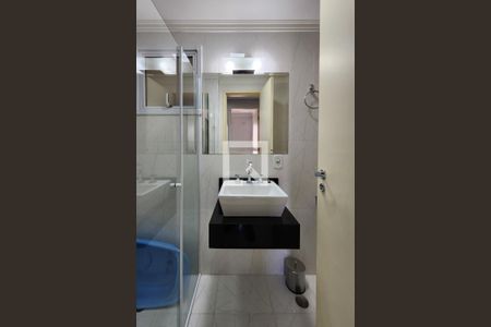 Apartamento à venda com 84m², 3 quartos e 2 vagas Apartamento à venda com 84m², 3 quartos e 2 vagasBanheiro Social
