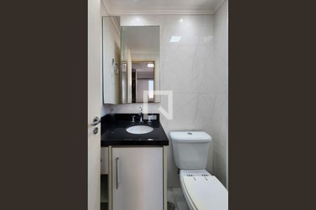 Apartamento à venda com 84m², 3 quartos e 2 vagas Apartamento à venda com 84m², 3 quartos e 2 vagasBanheiro da Suíte