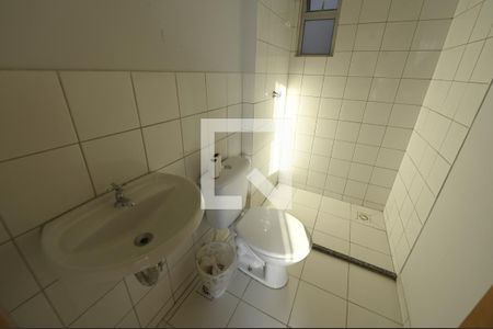 Apartamento para alugar com 52m², 2 quartos e sem vagaBanheiro