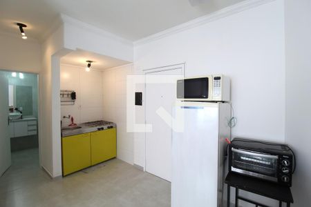 Sala/Cozinha de kitnet/studio à venda com 1 quarto, 37m² em Indianópolis, São Paulo