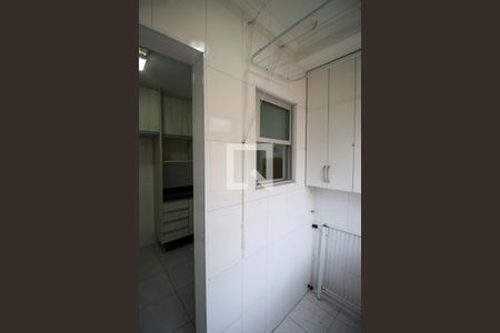 Apartamento à venda com 60m², 2 quartos e 1 vagaÁrea de Serviço