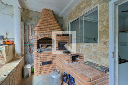 Casa à venda com 511m², 3 quartos e 4 vagasQuintal