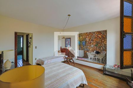 Casa à venda com 511m², 3 quartos e 4 vagasQuarto 2