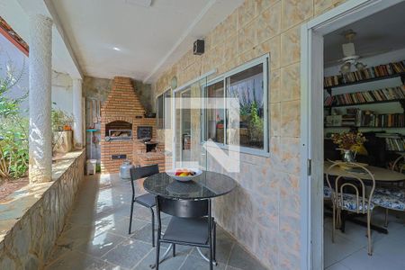 Casa à venda com 511m², 3 quartos e 4 vagasQuintal