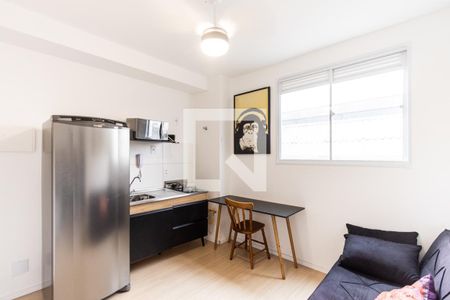 Sala/Cozinha de apartamento para alugar com 1 quarto, 30m² em Barra Funda, São Paulo