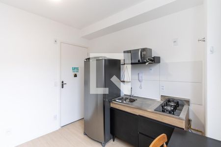 Sala/Cozinha de apartamento para alugar com 1 quarto, 30m² em Barra Funda, São Paulo