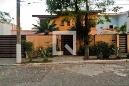Casa à venda com 583m², 3 quartos e 4 vagasFachada