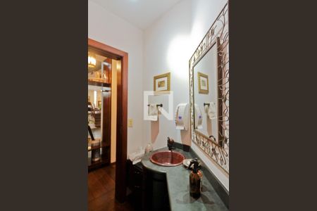 Casa à venda com 583m², 3 quartos e 4 vagasLavabo