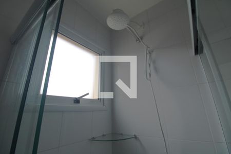 Chuveiro de apartamento para alugar com 2 quartos, 42m² em Jardim Ubirajara (zona Sul), São Paulo