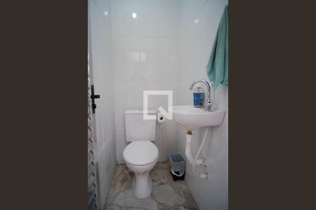 Casa à venda com 158m², 4 quartos e 2 vagasBanheiro de Serviço