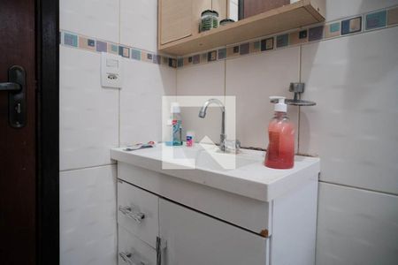 Casa à venda com 158m², 4 quartos e 2 vagasBanheiro 2
