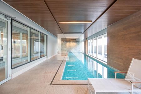 Apartamento à venda com 67m², 1 quarto e 1 vaga Apartamento à venda com 67m², 1 quarto e 1 vagaÁrea comum - Piscina