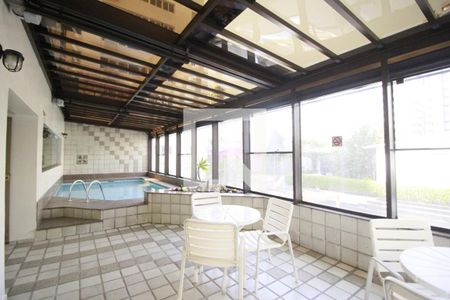 Apartamento para alugar com 32m², 1 quarto e 1 vagaPiscina