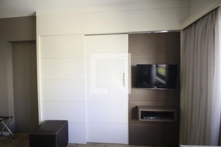 Sala de apartamento para alugar com 1 quarto, 32m² em Itaim Bibi, São Paulo
