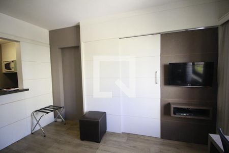 Sala de apartamento para alugar com 1 quarto, 32m² em Itaim Bibi, São Paulo