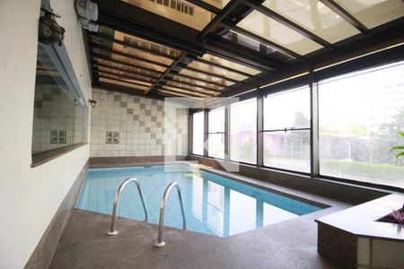 Apartamento para alugar com 32m², 1 quarto e 1 vagaPiscina
